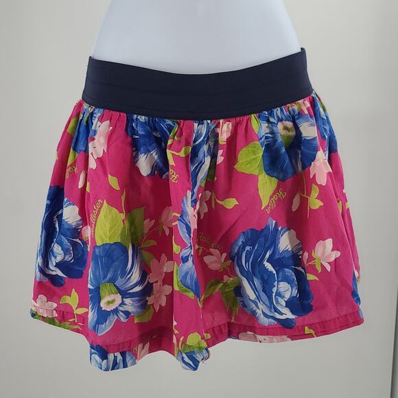 Hollister Dresses & Skirts - Hollister ladies floral mini lined skirt pink floral Size Medium surfer beachy